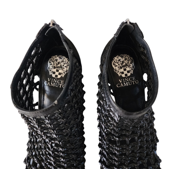 Vince Camuto caged open toed wedge heels - Picture 3 of 10